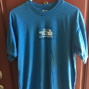 Men’s North Face T-shirt